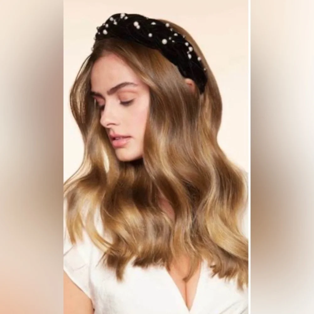 Luxy Black Velvet Headband with Beads and Pearls